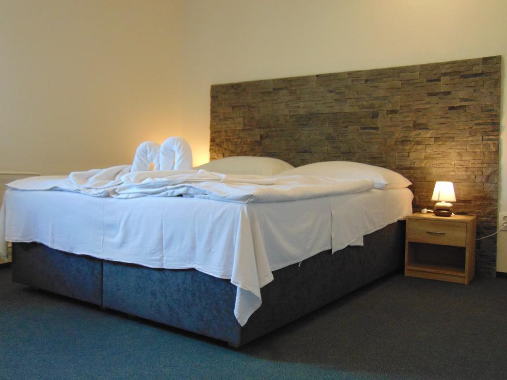 Hotel Isora Ostrava Esterno foto