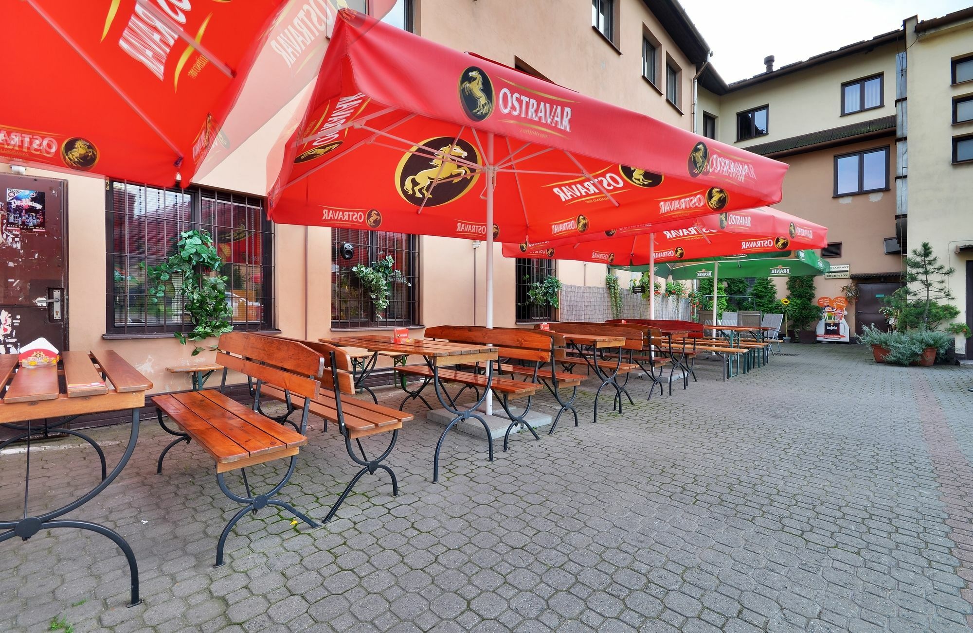Hotel Isora Ostrava Esterno foto
